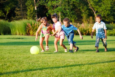 The Benefits of Outdoor Play for Children